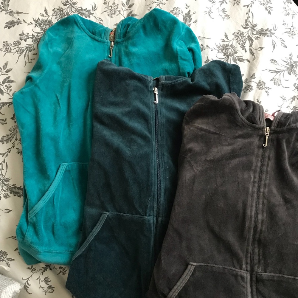 Lot of 3 excellent condition Juicy Zip Ups! 💕🌸